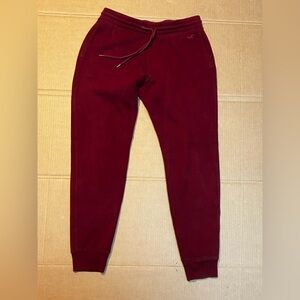 Burgundy Hollister Medium Cuffed Sweatpants Joggers Pockets Drawstring Logo RED